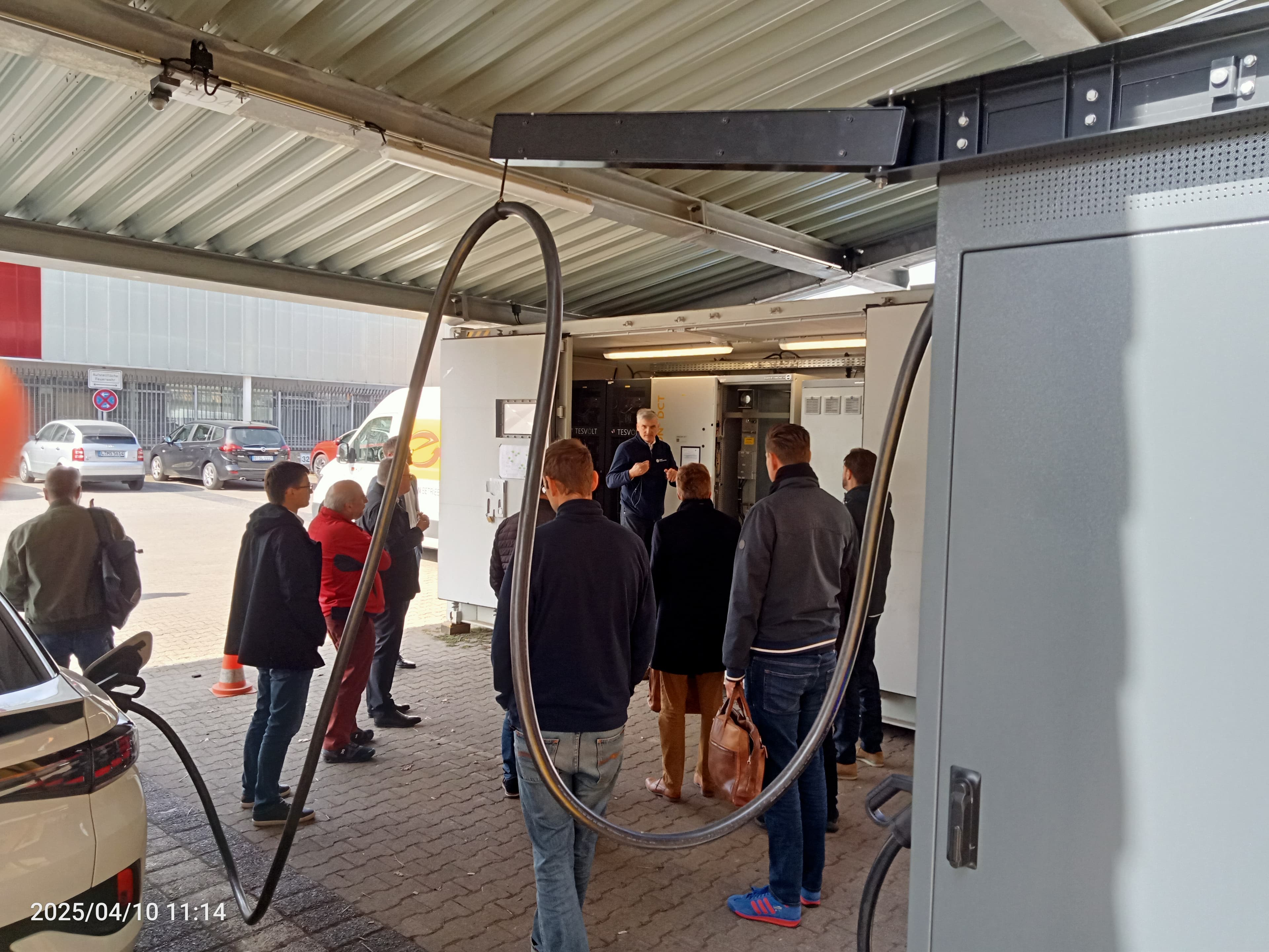 Logistikfrühstück bei der Maschinenfabrik Reinhausen (MR): Impulse für die Elektromobilität